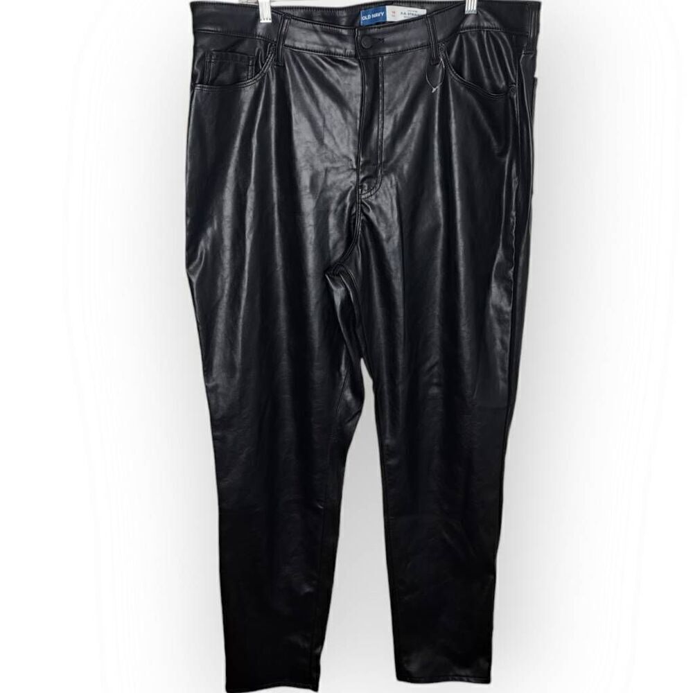 Old Navy Women's Plus Size OG High Rise Straight Vegan Leather size 18 Tall NWOT
